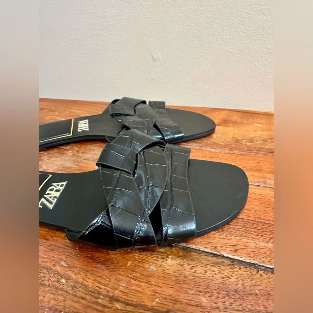 Zara Faux Croc Leather Black Sandal Size 9.5 - Picture 3 of 4